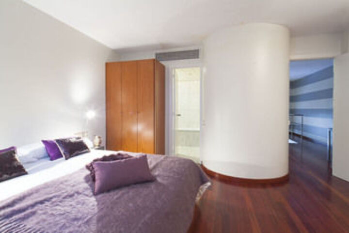 Room 10 of 22