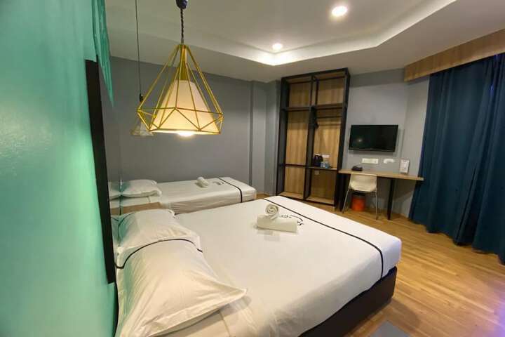 Room 9 of 41