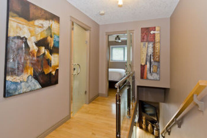 Room 16 of 33