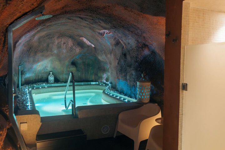 Spa 4 of 6