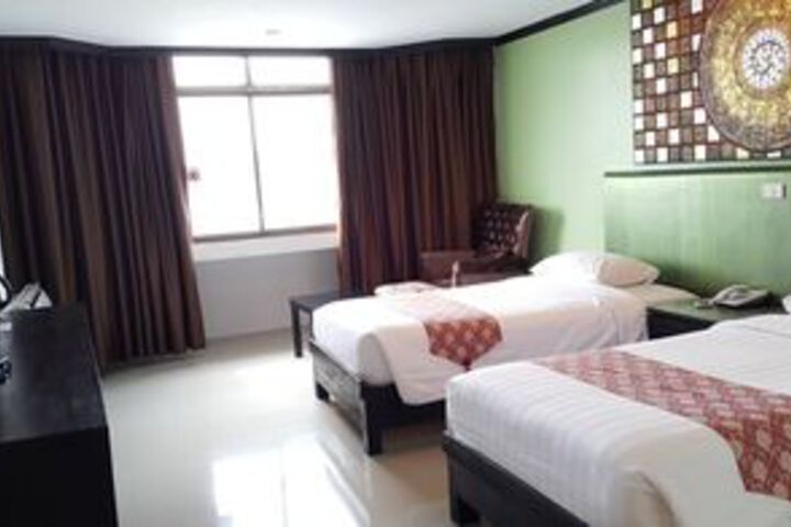 Room 49 of 103