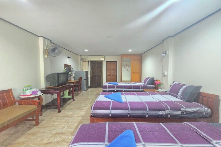 Room 12 of 59