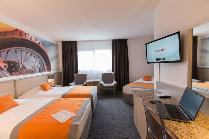 Room 7 of 81