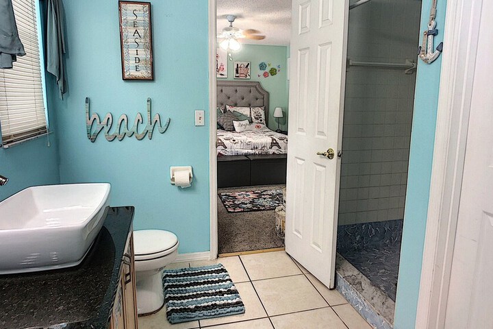 Room 15 of 47