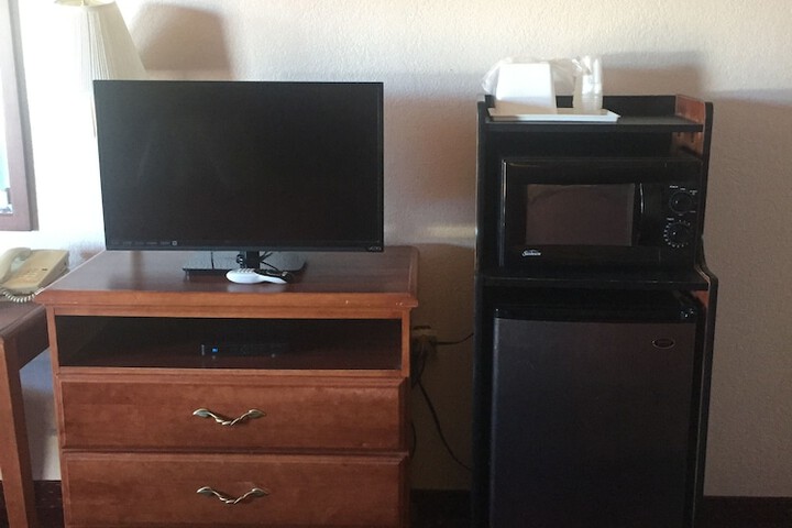 Room 3 of 33