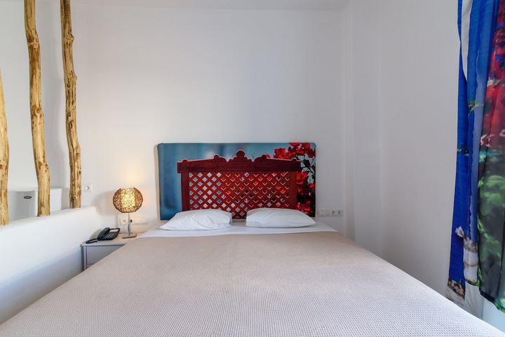 Room 9 of 71