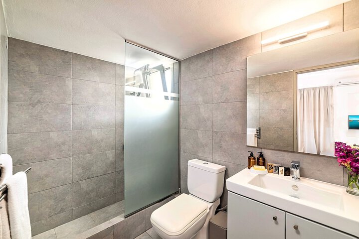 Bath Interior