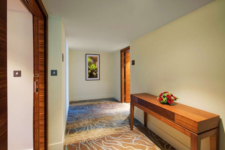 Room 20 of 86