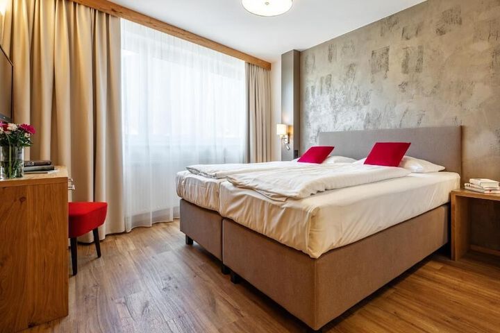 Room 20 of 40
