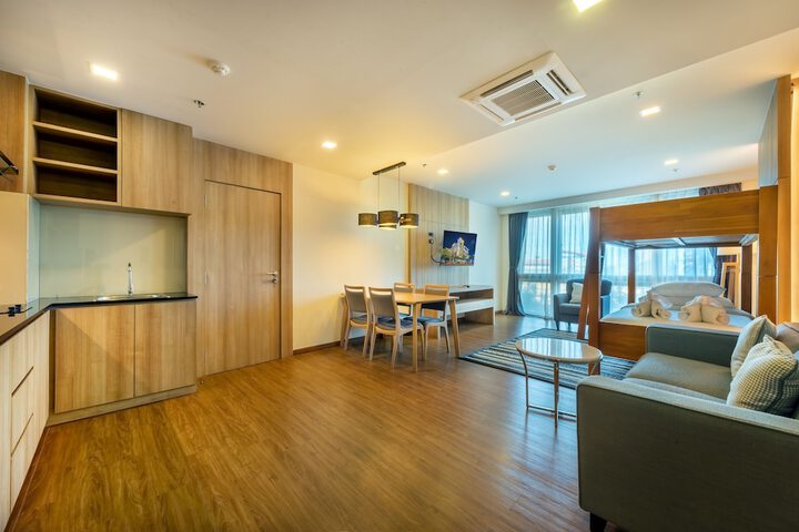 Room 62 of 169