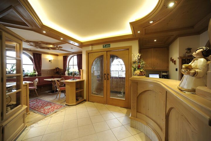 Hotel Interior 2 of 154