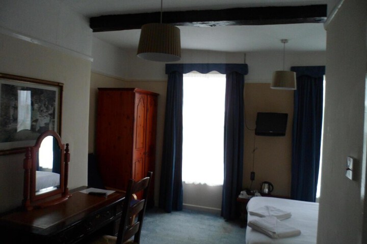 Room 20 of 37