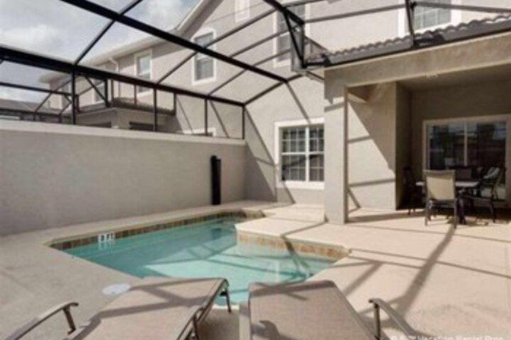 Pool 6 of 26