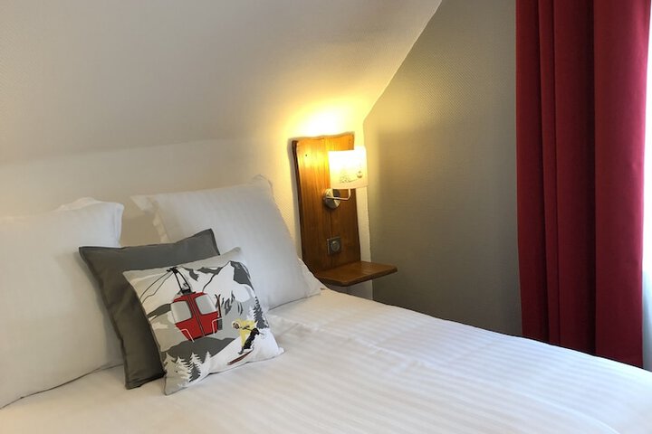 Room 37 of 86
