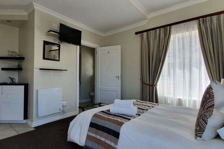 Room 7 of 49