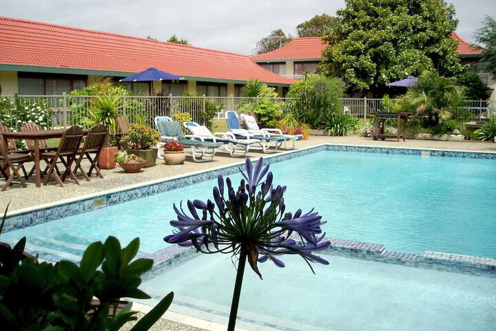Pool Hotel