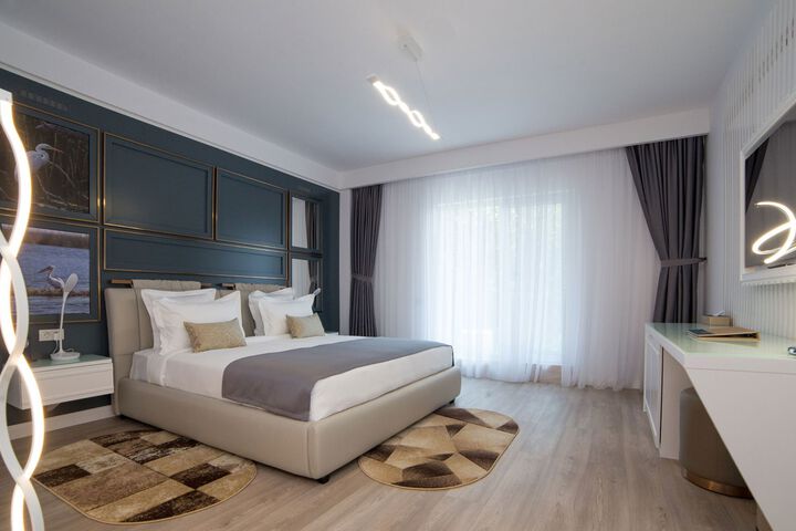 Room 49 of 60