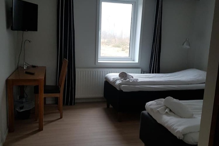 Room 12 of 35