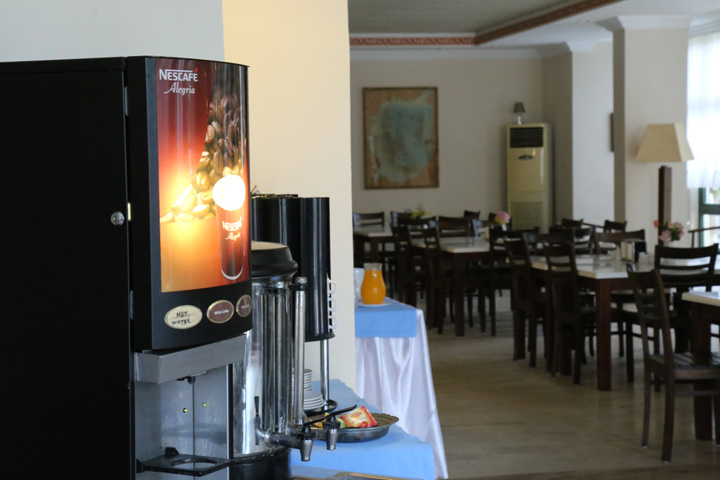 restaurant