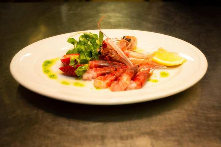 Dining 45 of 68
