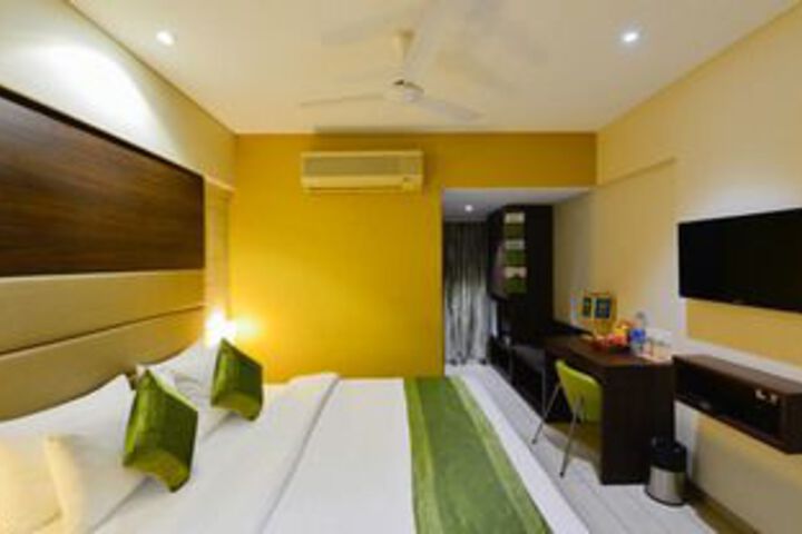 Room 30 of 61