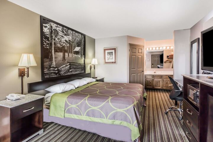 1 Double Bed (1 of 11)