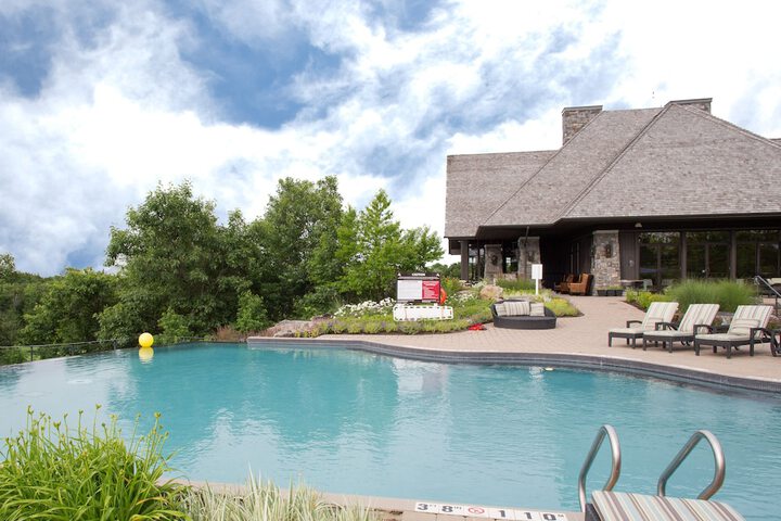 Pool 92 of 141