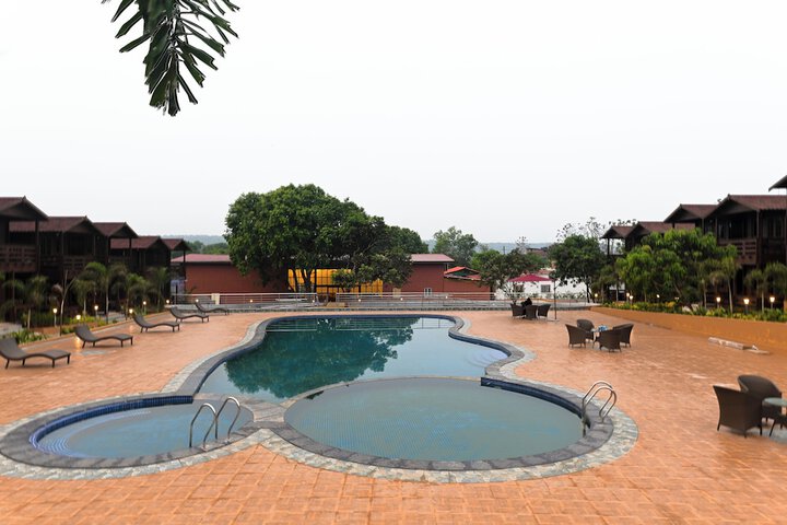 Pool 15 of 23