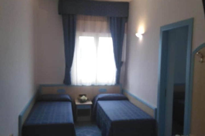 Room 14 of 52