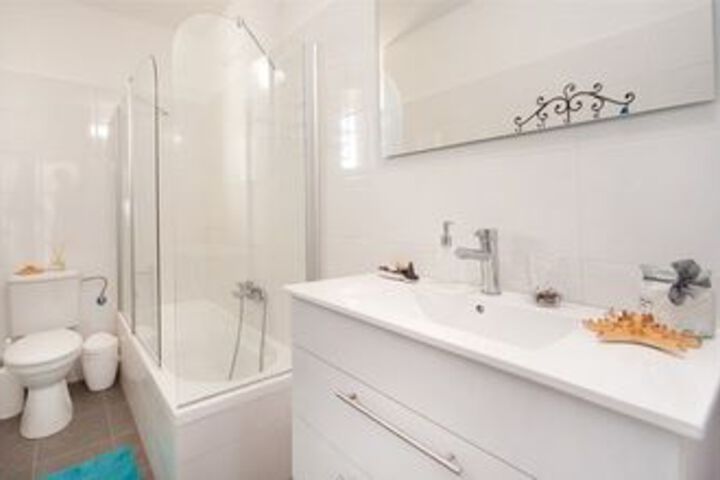 Bath Photo