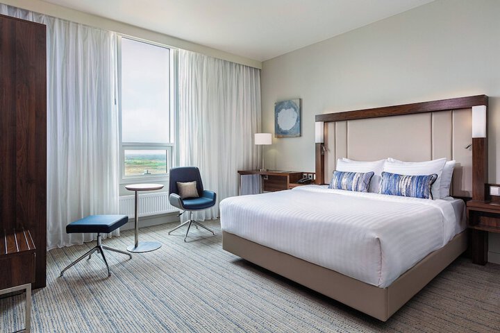 Room 7 of 44