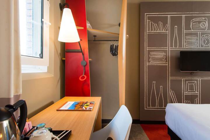 Room 15 of 56