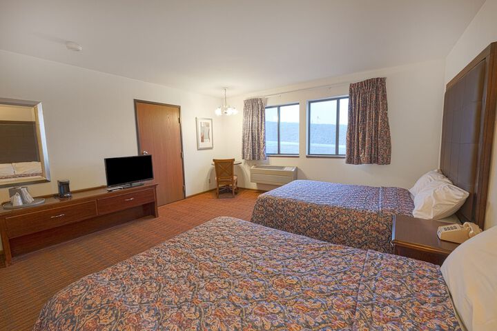 2 Double Beds (6 of 22)
