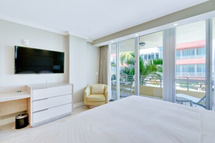Room 282 of 318