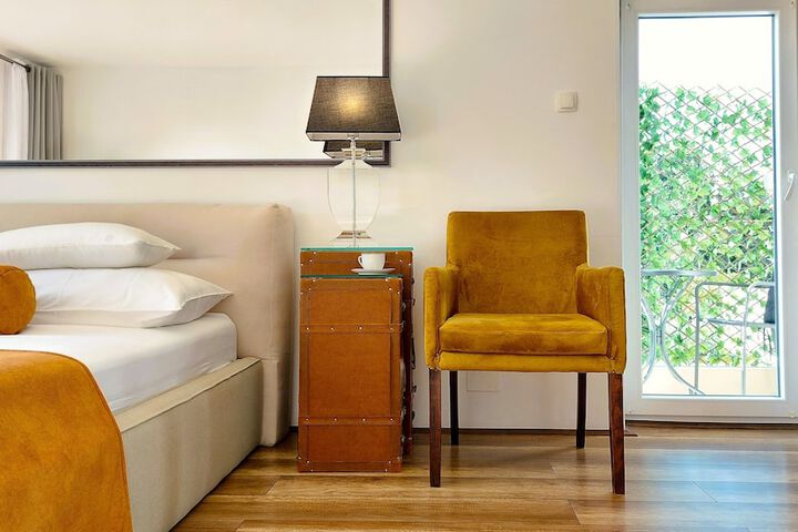 Room 14 of 121