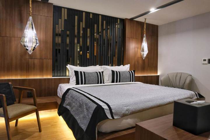 Room 29 of 72