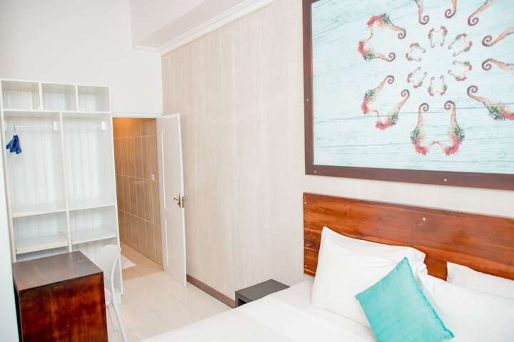 Room 8 of 26