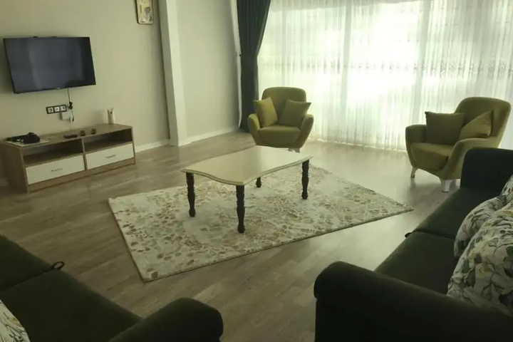 Room 3 of 9