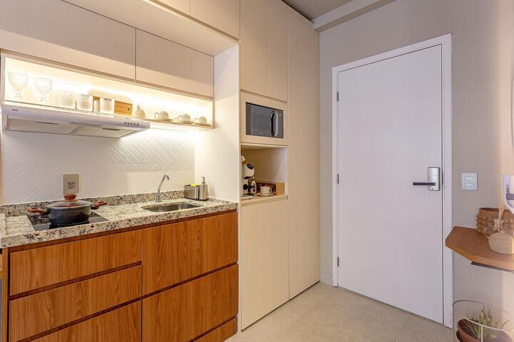 Room 4 of 48