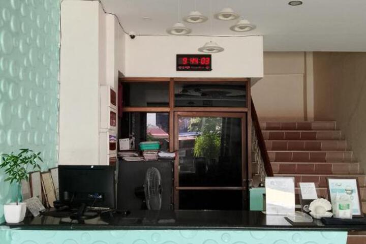 Pearl Platinum Hotel
