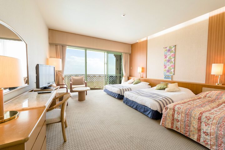 Room 7 of 34