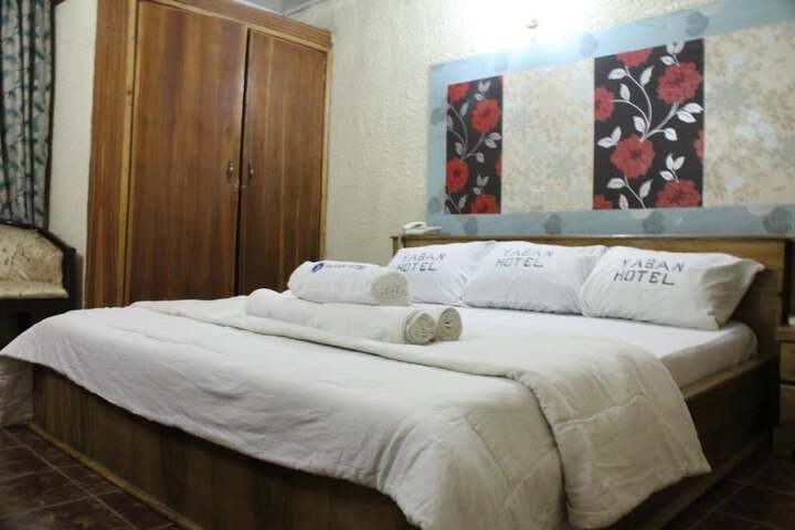 Room 8 of 26