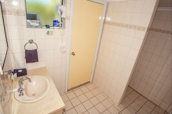 Room 26 of 48