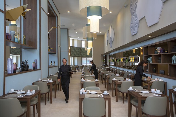 Dining 102 of 202