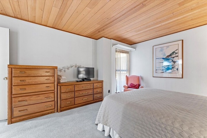 Room 3 of 41