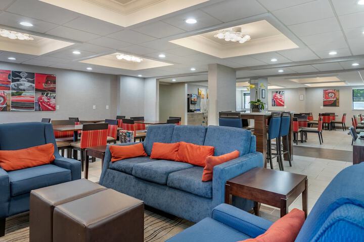 Hotel Lobby