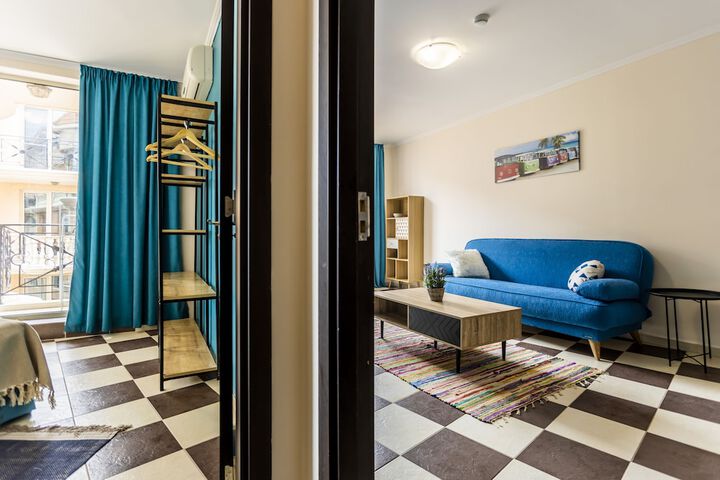 Room 14 of 95