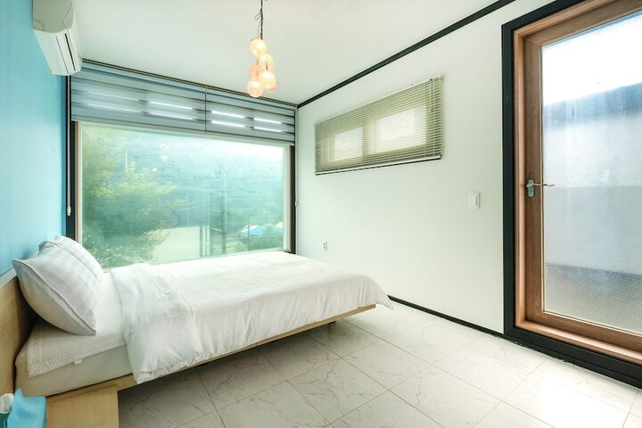 Room 47 of 78