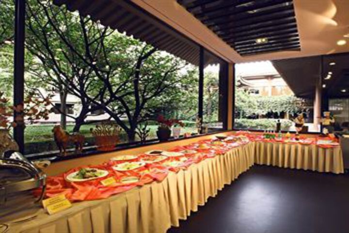 Dining 5 of 28
