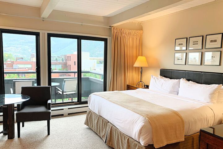 Room 20 of 185